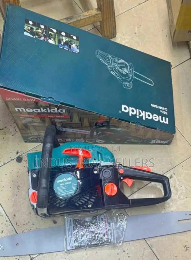 Meakida Chainsaw - main view