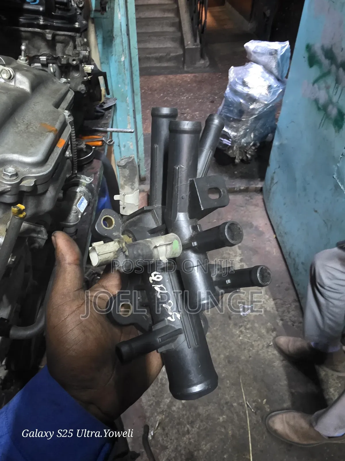 Qr25 New Thermostat Housing