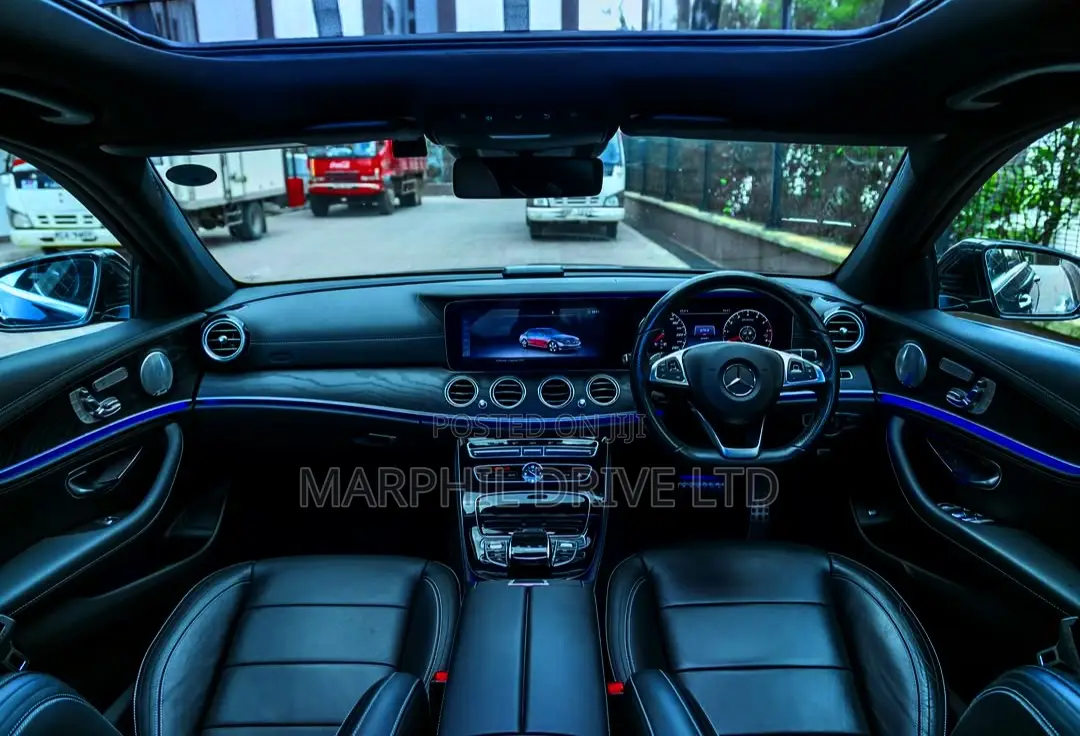 Mercedes-Benz E250 2018 Blue