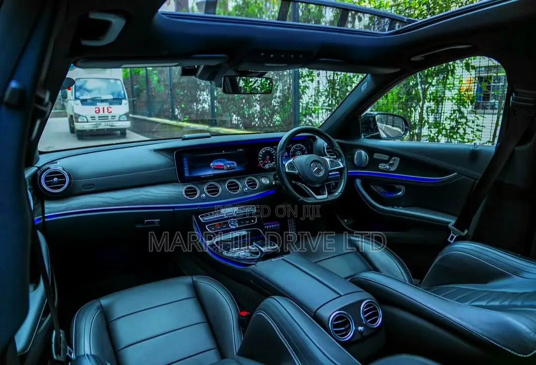 Mercedes-Benz E250 2018 Blue