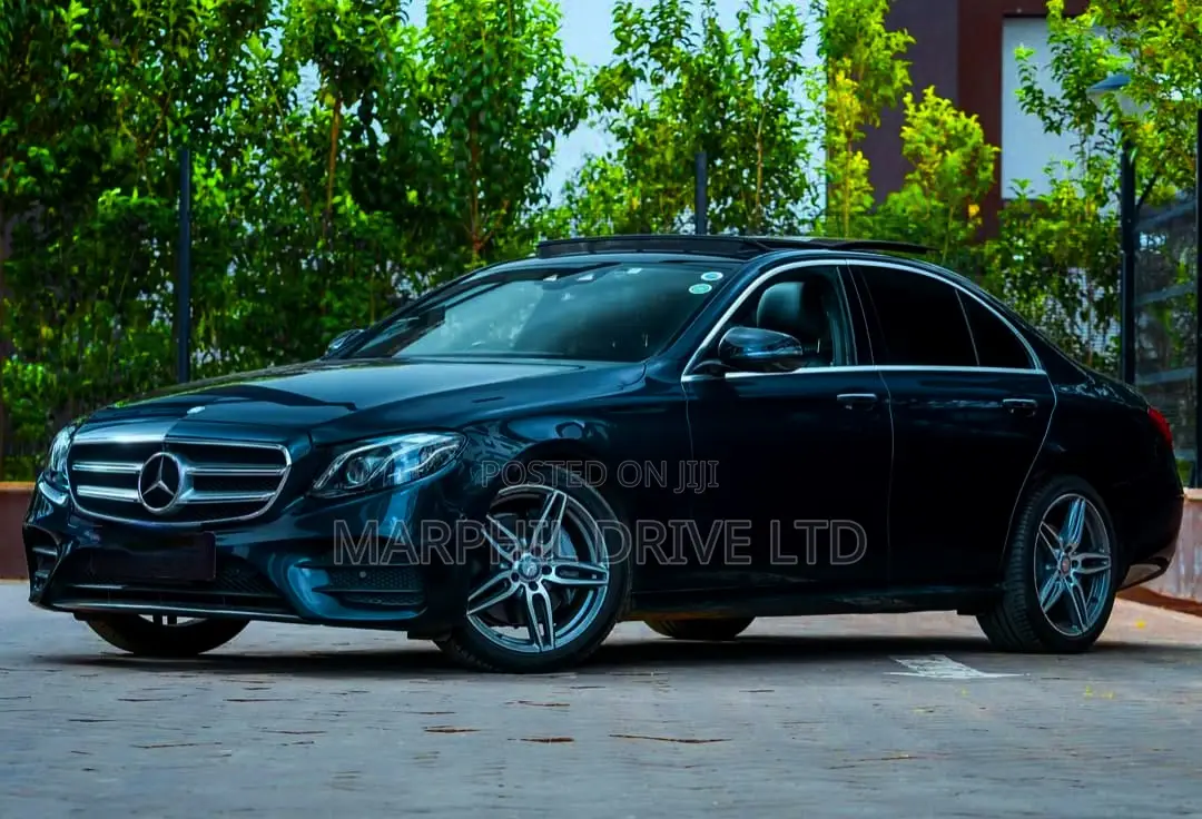 Mercedes-Benz E250 2018 Blue