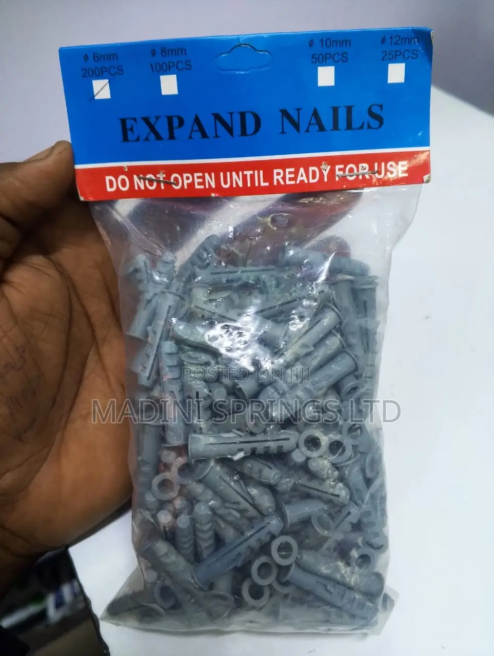 Wall-Plugs(Available in Size 6mm, 8mm, 10mm)