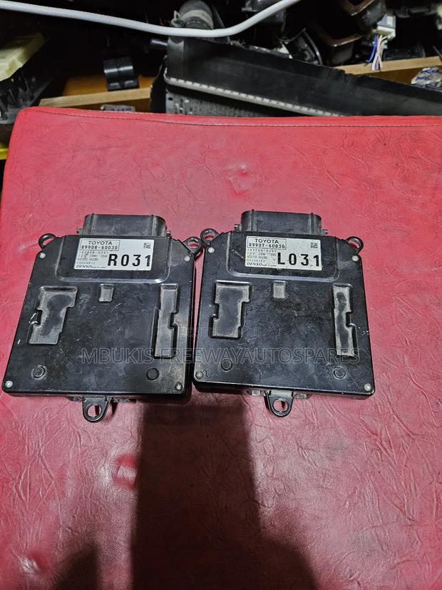Prado 160 Headlight Computer/Ballast