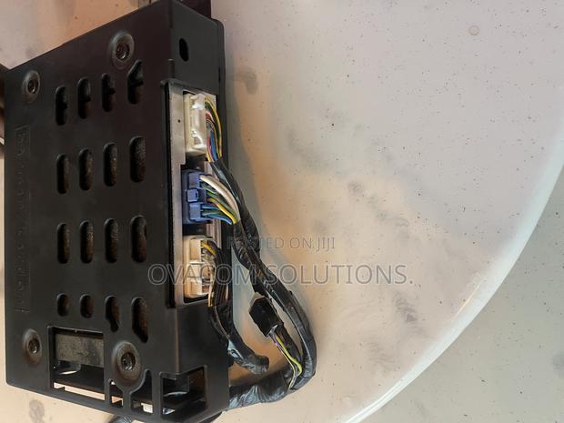 Subaru Forester Harman Kardon Oem Amplifier - thumbnail 2