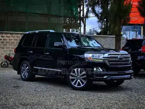 Toyota Land Cruiser 4.6 V8 ZX 2018 Black
