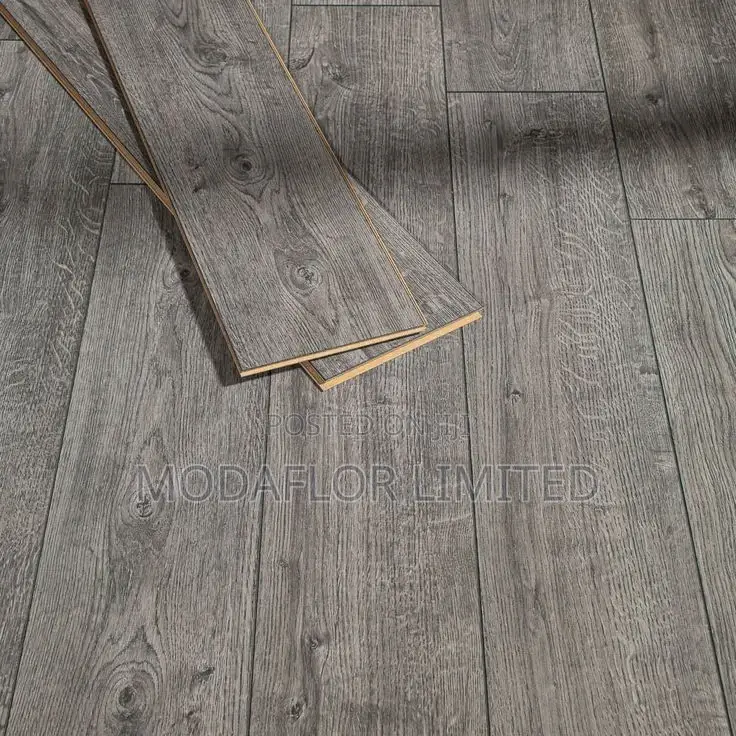 Laminate Flooring – Pick Your Perfect Shade!