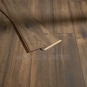 Laminate Floor Boards – Wood Finish Without the Worry!