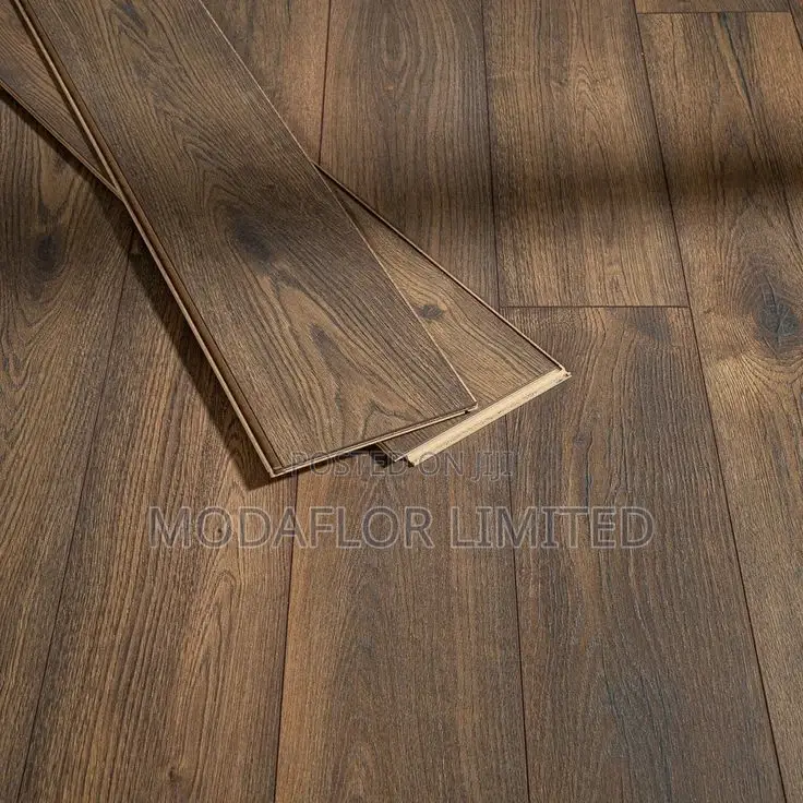 Laminate Floor Boards – Wood Finish Without the Worry!