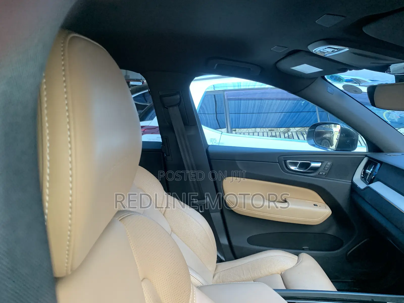Volvo XC60 T5 Momentum AWD 2018 Ivory