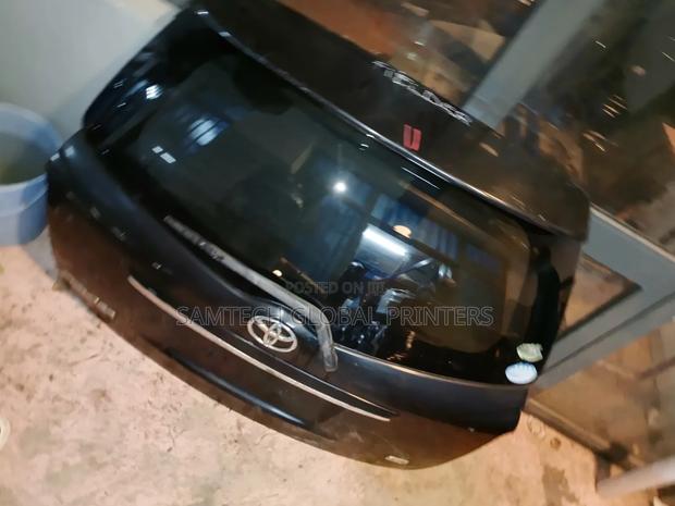 Top Quality Toyota Fielder Boot