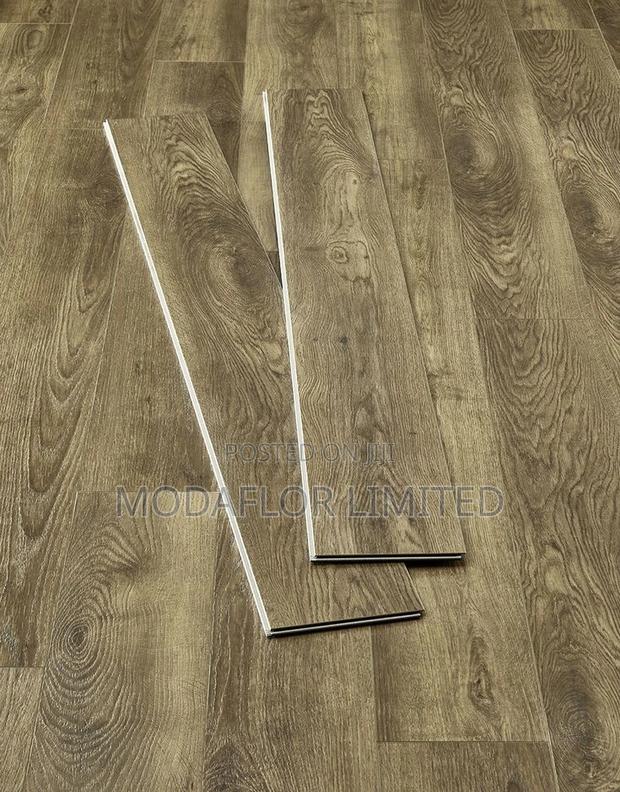 Laminate Flooring – Your Floor, Your Color! - main view