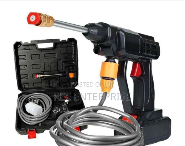 Brand New Cleaning Gun / Portable Carwash Machine