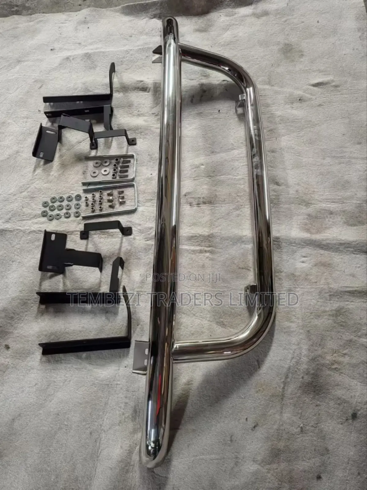 Front Chrome Bullbar Toyota Hiace 7l