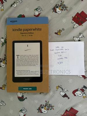 New Amazon Kindle Paperwhite 32 GB Black - main view