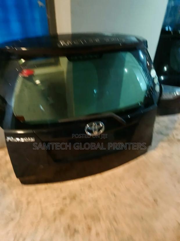 Classic Ex Japan Toyota Ractis Boot