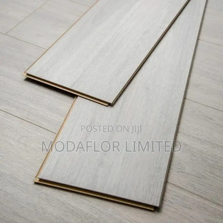 Laminate Flooring – Timeless Look, Tough Build!