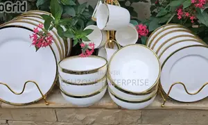 *Unique 24 Pieces Gold Rimmed Trendy Dinner Sets*.