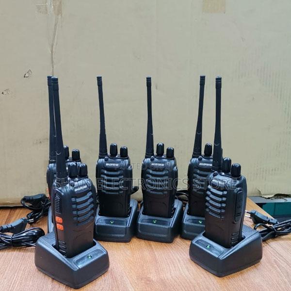 Baofeng Bf-888s 2 Way Radio - Pair W/Usb Charger Earpieces