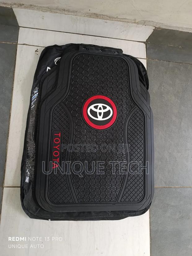 Toyota Rubber Mat 5pcs / Heavy Duty Floor Set