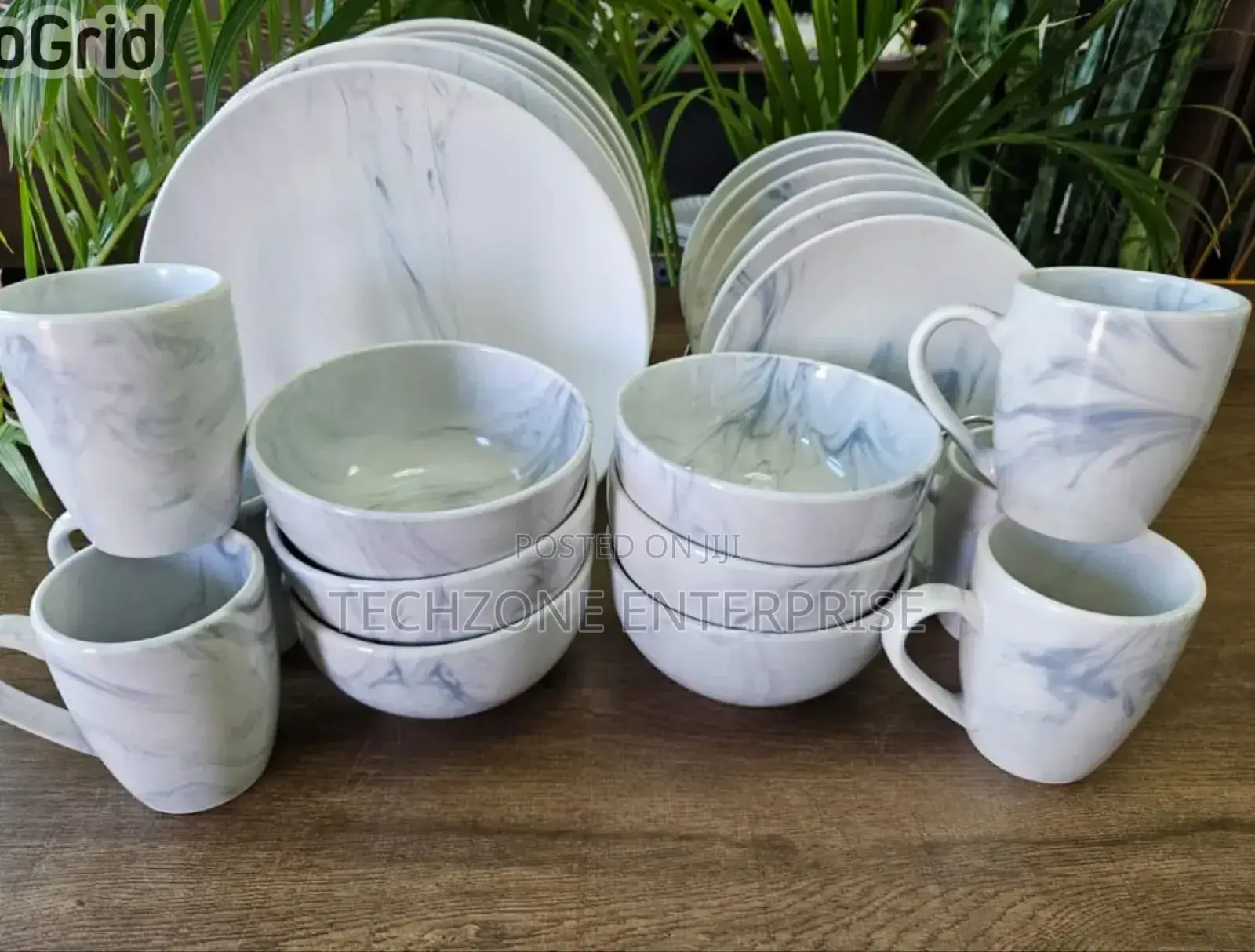 Dinner Set - Beautiful 24 Pieces Ceramic Dinner Set ;