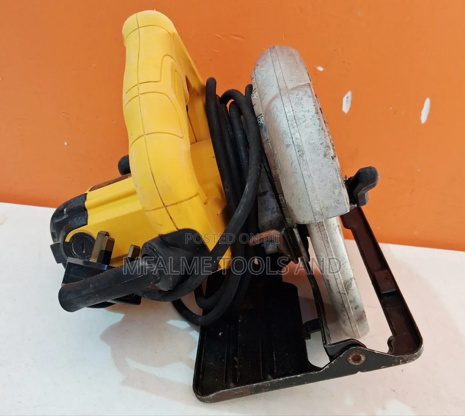 Dewalt 7" Circular Saw