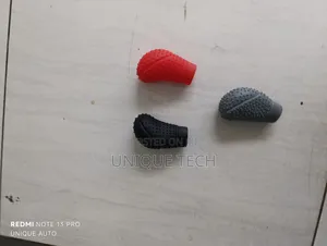 Non-Slip Gear Knob Protector/ Silicone Universal Fit Cover