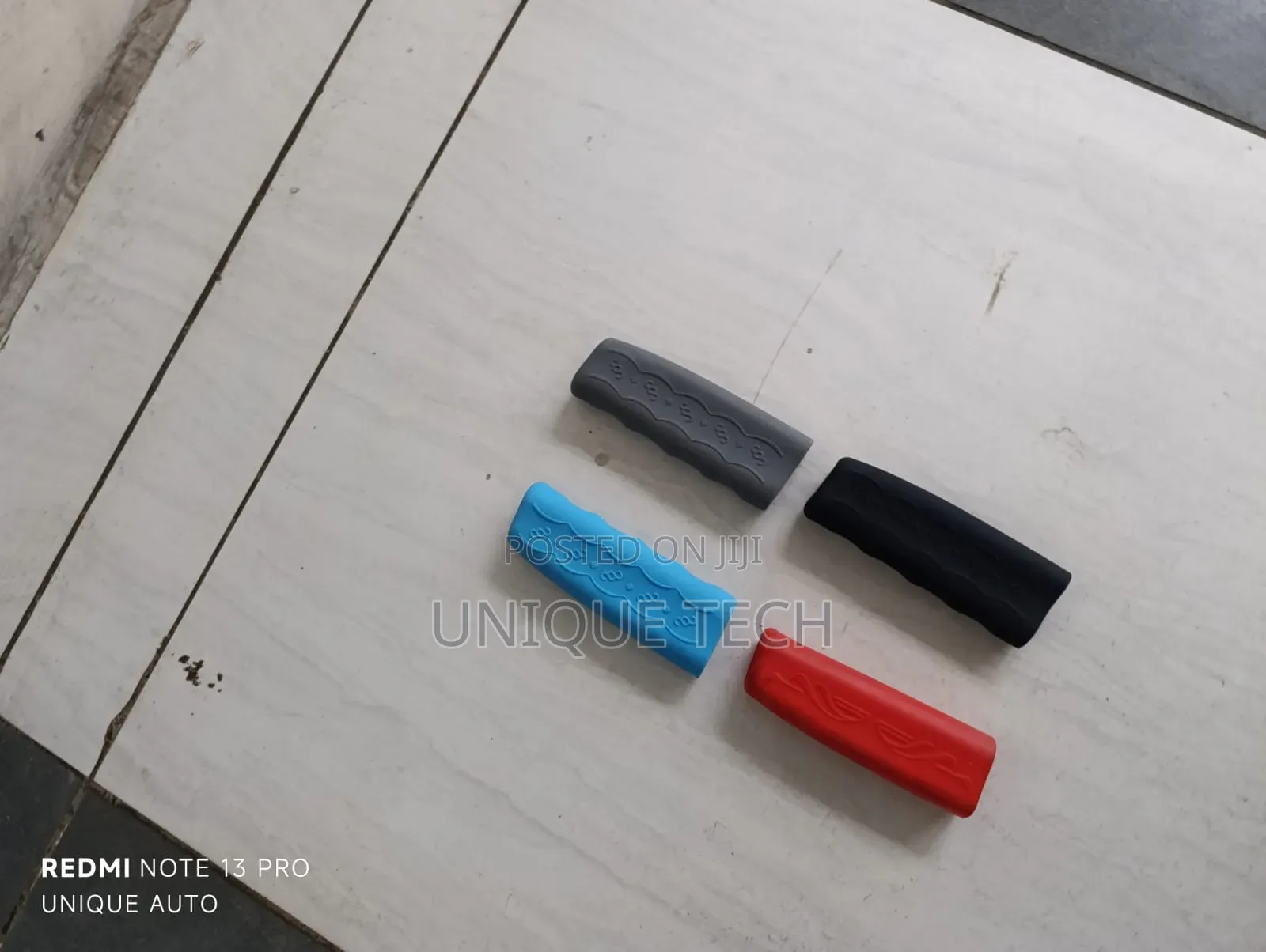 Universal Handbrake Grip Cover