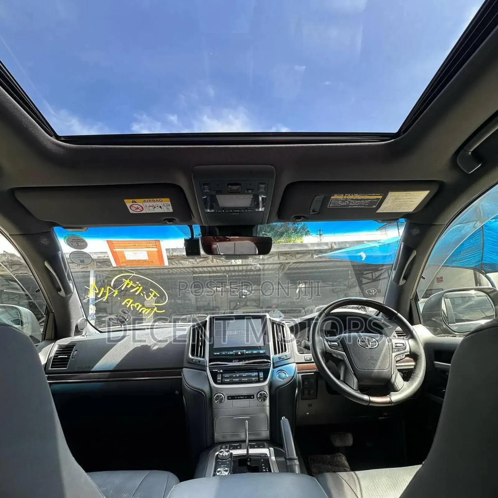 Toyota Land Cruiser 4.6 V8 ZX 2018 Black