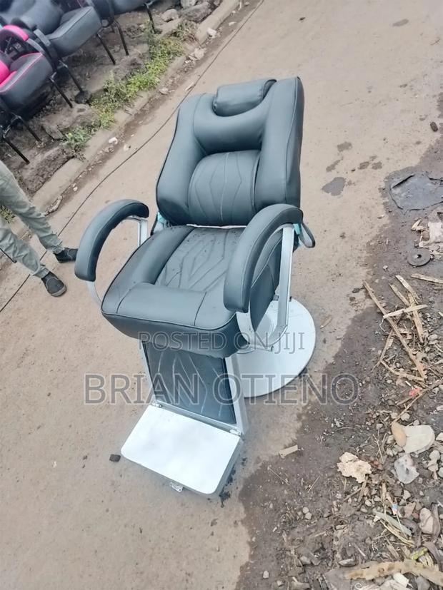 Adjusted Barber Chair. In Silver Base - main view