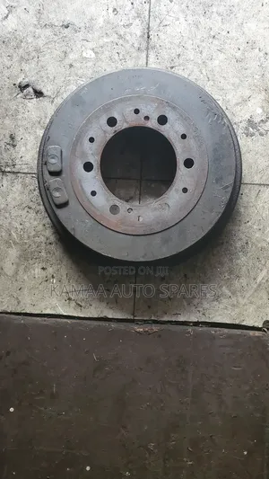 Toyota Hiace Brake Drums 7l/9l