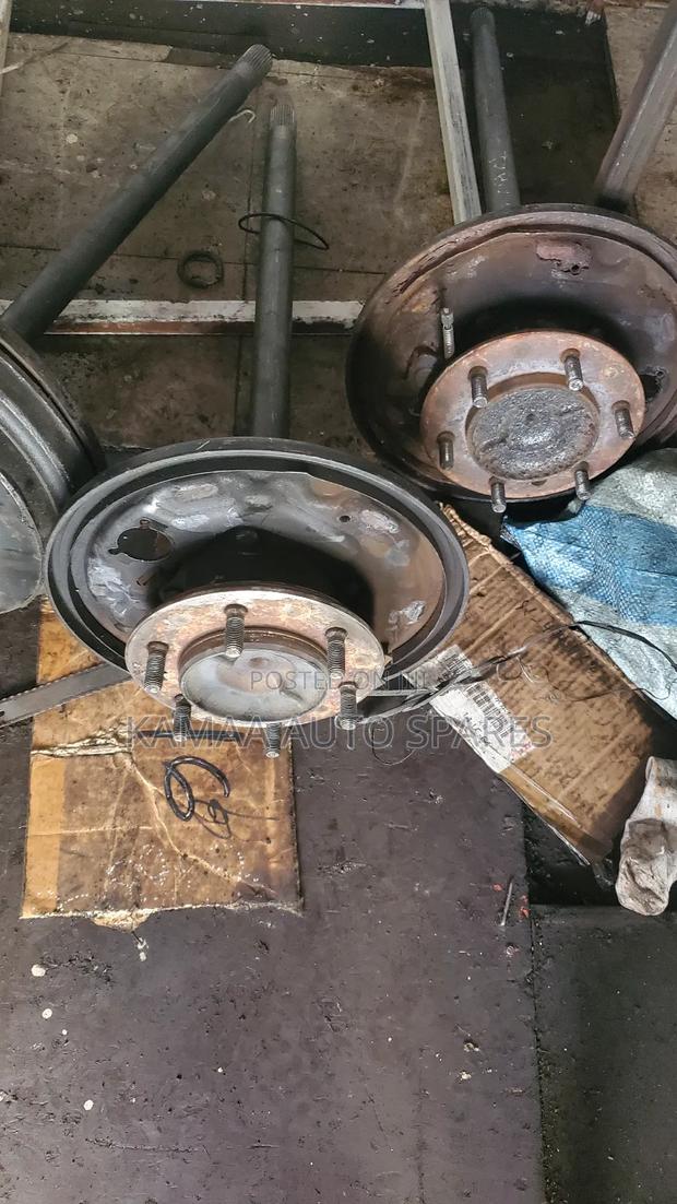 Toyota Hiace Axles 7l (2wd)