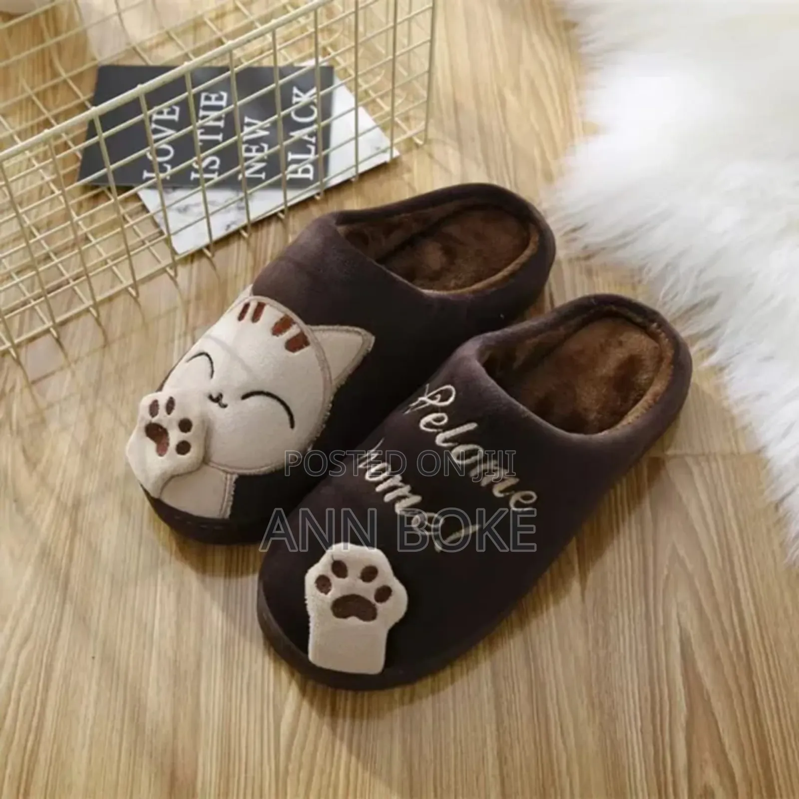 Warm Indoor Shoes Adults
Sizes 37-45
Available