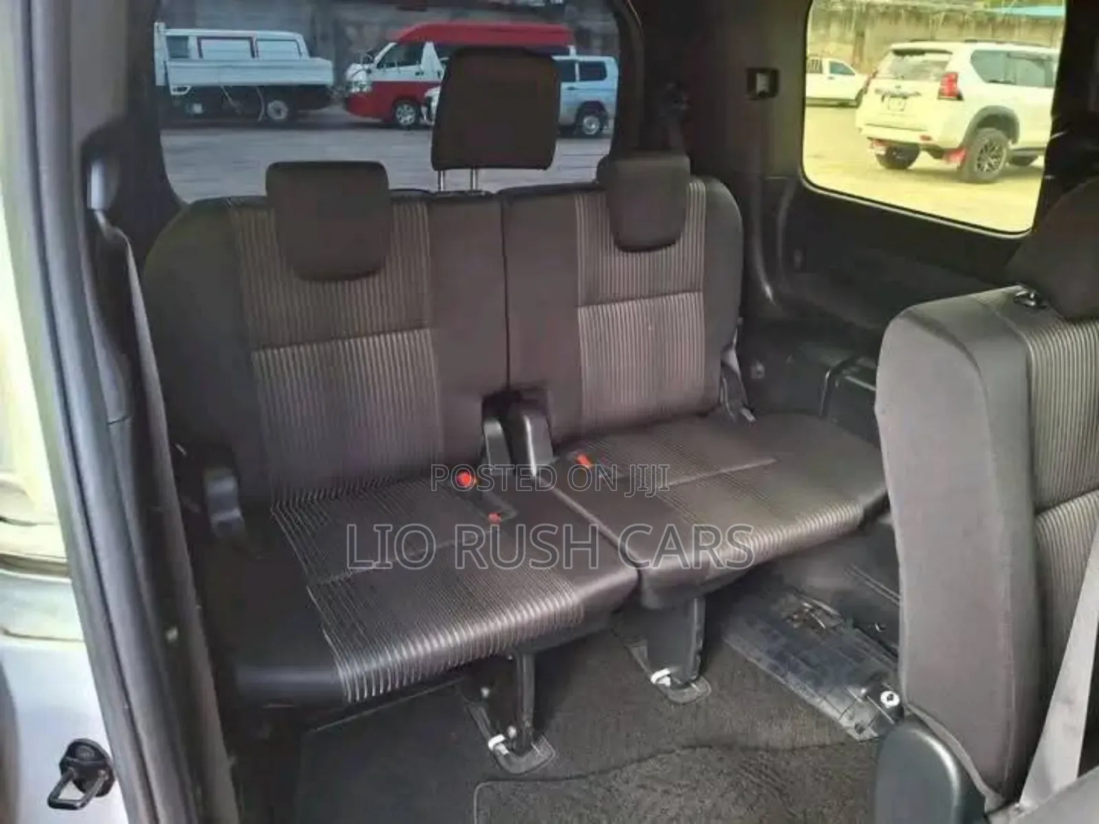 Toyota Voxy 2018 White