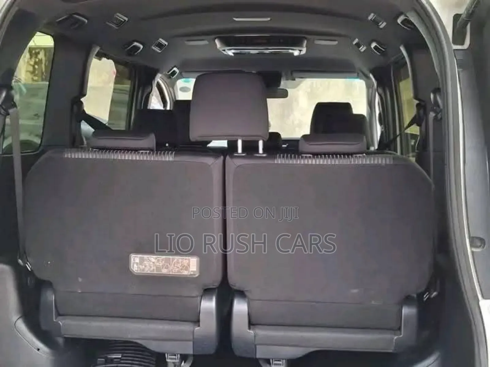 Toyota Voxy 2018 White