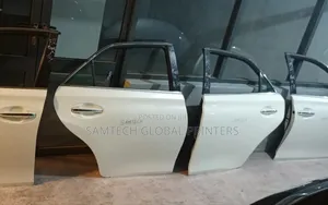 Exceptional Top Quality Toyota Mark X Back Door