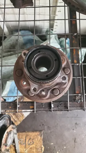 Hub 7l Hiace (2wd)