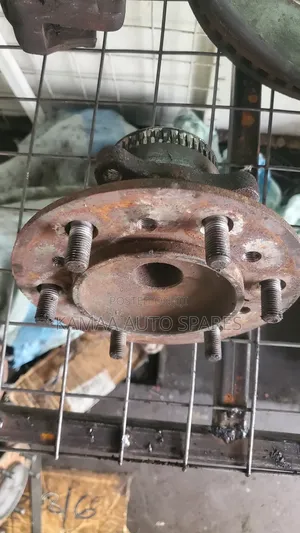 Hub 7l Hiace (2wd)
