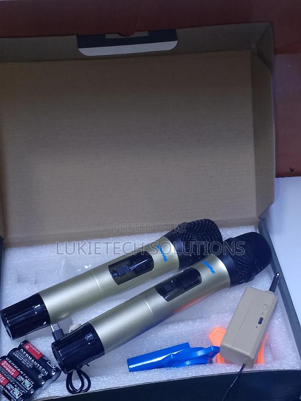 Wireless Universal Microphone Sm-820, Improved Version - main view