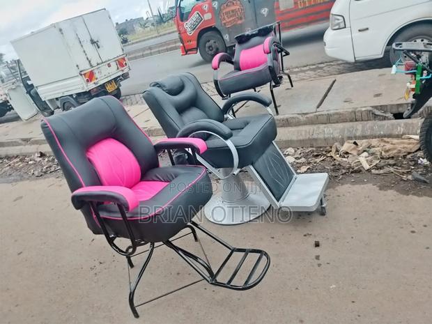 Simple Stand Seats. And Adjustable One - main view