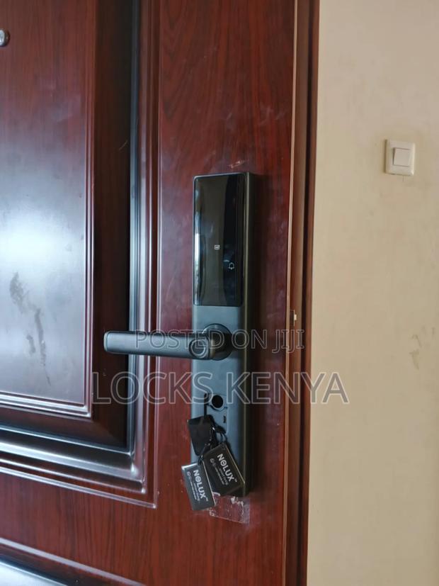 Black Smart Card Locks - main view