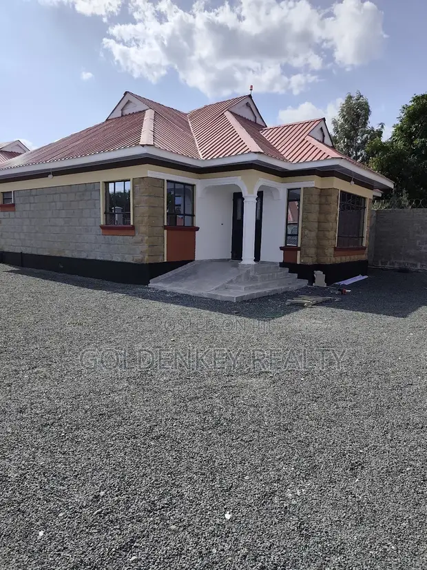 3bdrm Bungalow in Kitengela for sale