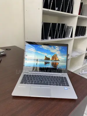 Laptop HP EliteBook 830 G7 16GB Intel Core I5 SSD 256GB