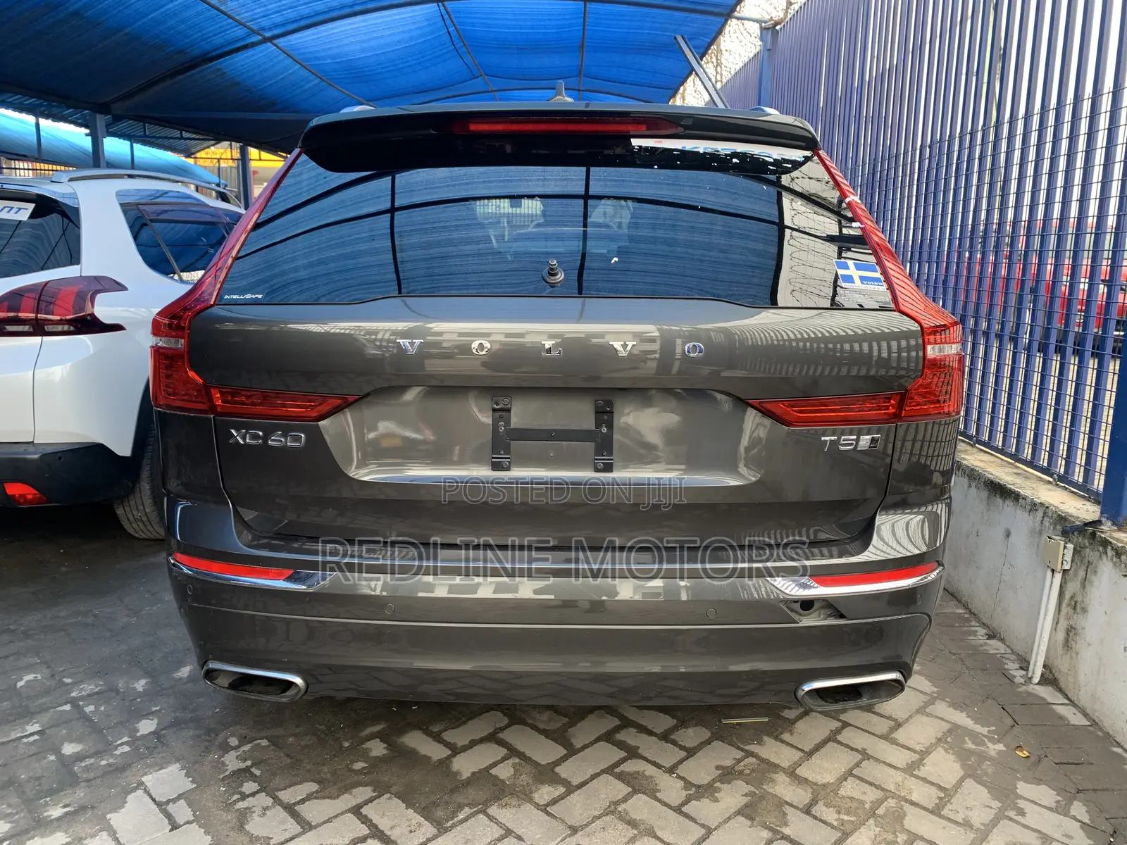 Volvo XC60 T5 Momentum AWD 2018 Ivory