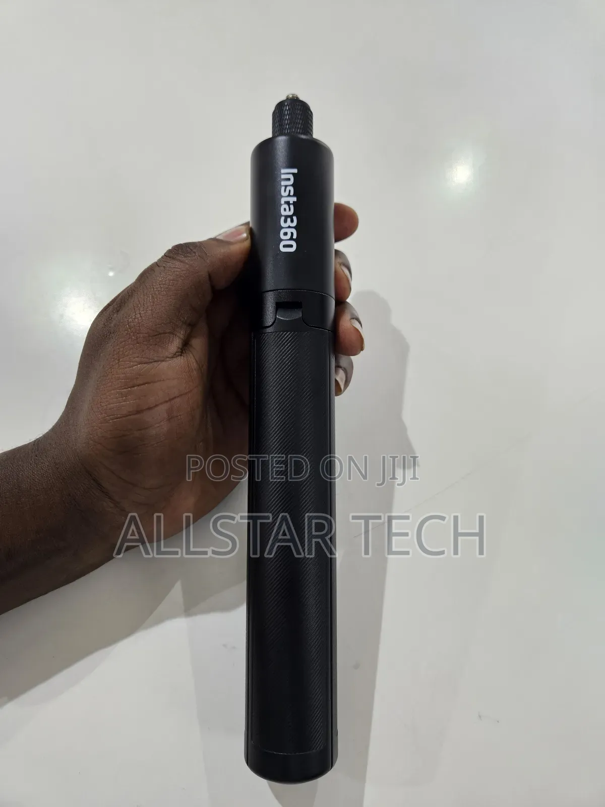 Insta360 2-in-1 Invisible Selfie Stick And Tripod