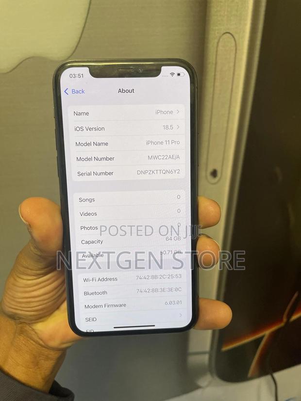 Apple iPhone 11 Pro 64 GB Gray - thumbnail 3