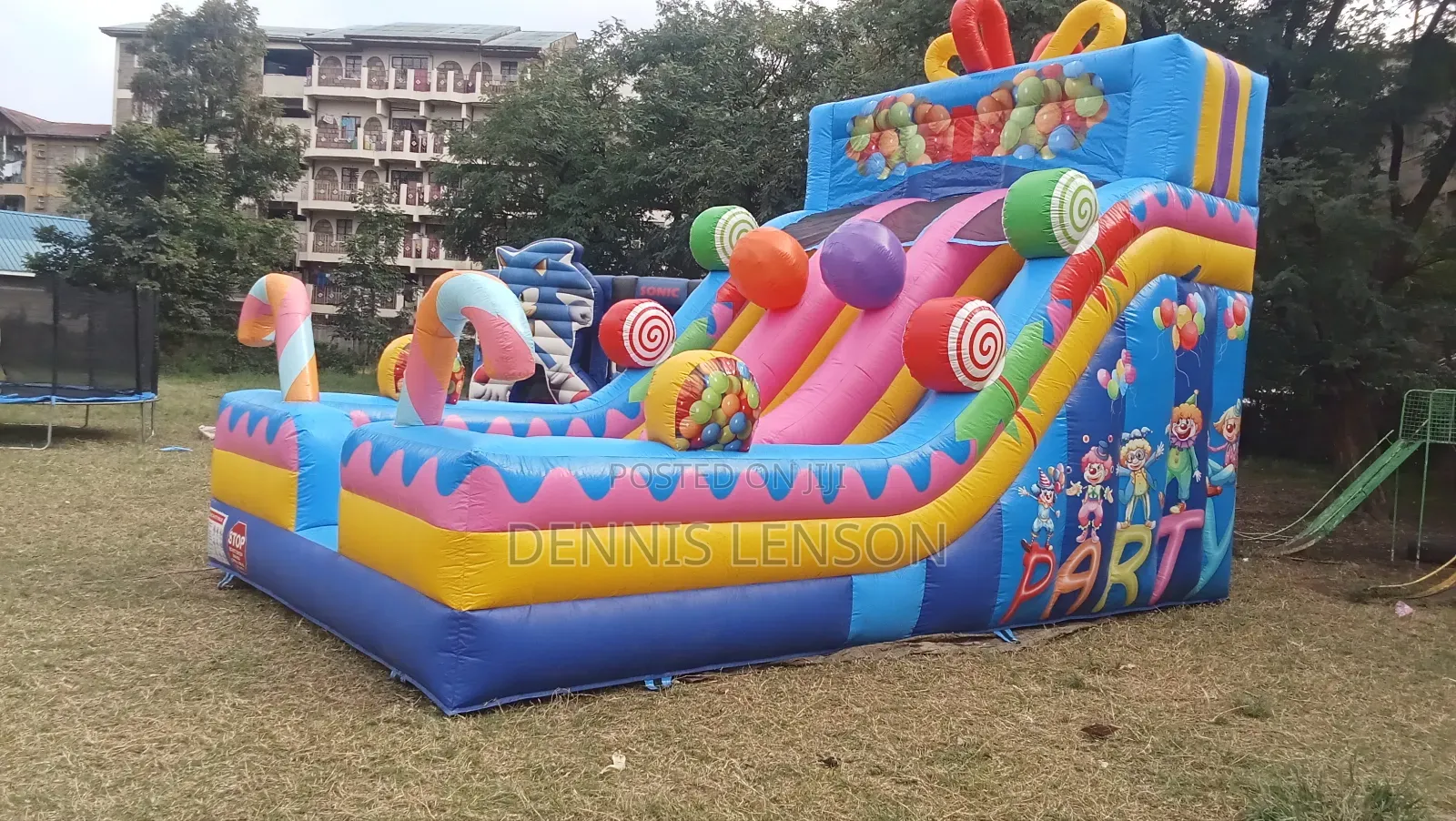 Bouncing Castles (Candy Bouncy Adventures)