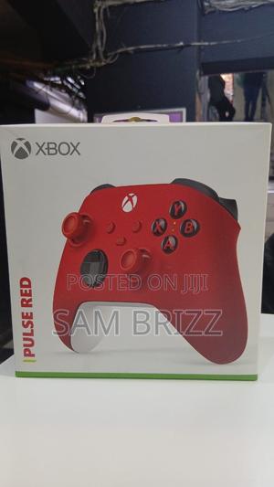 Xbox Pulse Red Controller - thumbnail 2