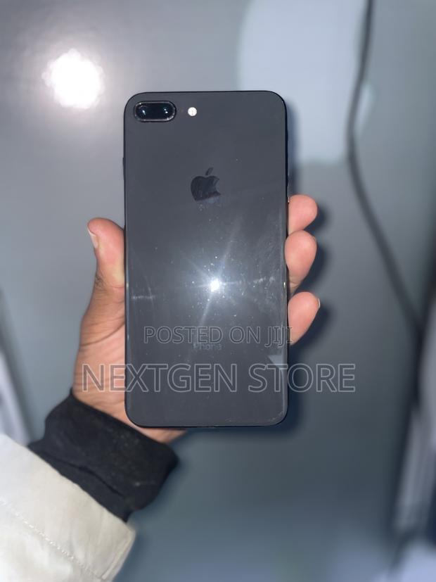 Apple iPhone 8 Plus 256 GB Black - main view