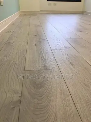 Laminate Flooring – Class in Every Step!