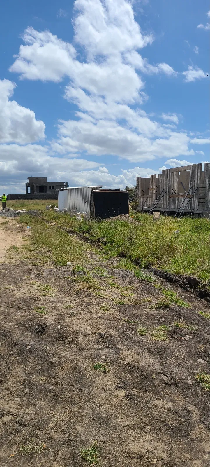 50 by 100 Plots, 4km From the Highway, Selling at 
